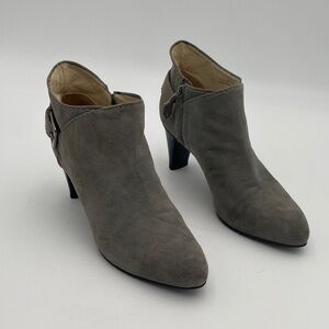 Cole haan Elegant Gray Women's Ankle Boots women 7.5B suede upper casual office
